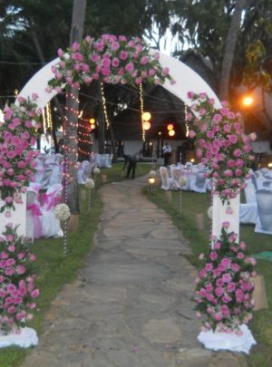 500 Pax Garden Wedding with Mixed Restaurant Set Up Package