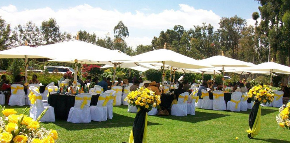 500 Pax Garden Wedding with Parasols Set Up Package